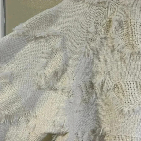 [XXL] Vince Camuto Rolled Neck Cream/White Geometric  Fringe Pullover Sweater - Picture 5 of 8